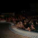 Éjszakai Fürdőzés a pápai Várkertfürdőben