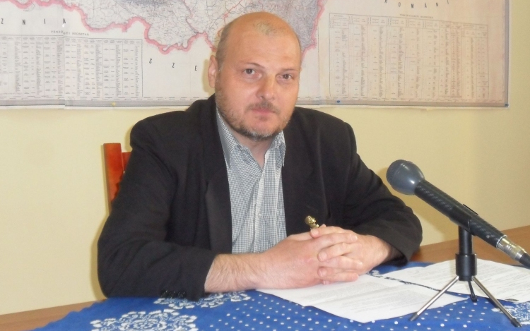 Migránsügy - Orbán Imre: Kontrát Károly mondjon le!