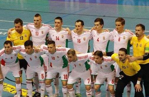 Döntetlent játszott a magyar futsalválogatott Pápán