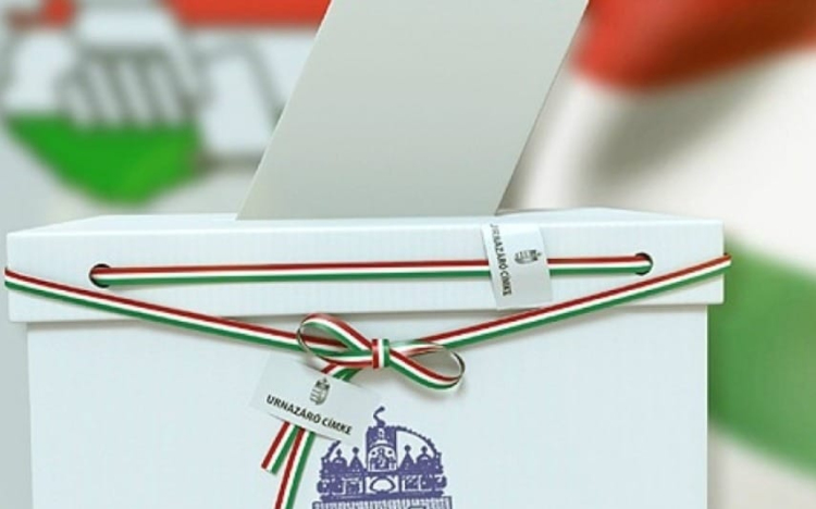 Három polgármesterjelölt indul teljes csapattal az önkormányzati választáson