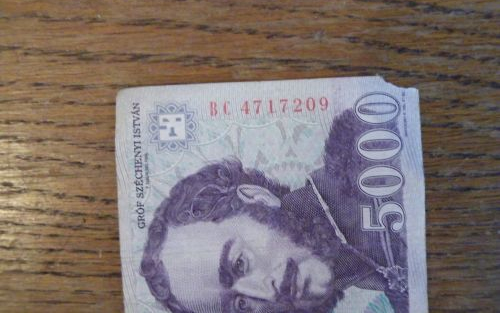 Időseket loptak meg a trükkös tolvajok