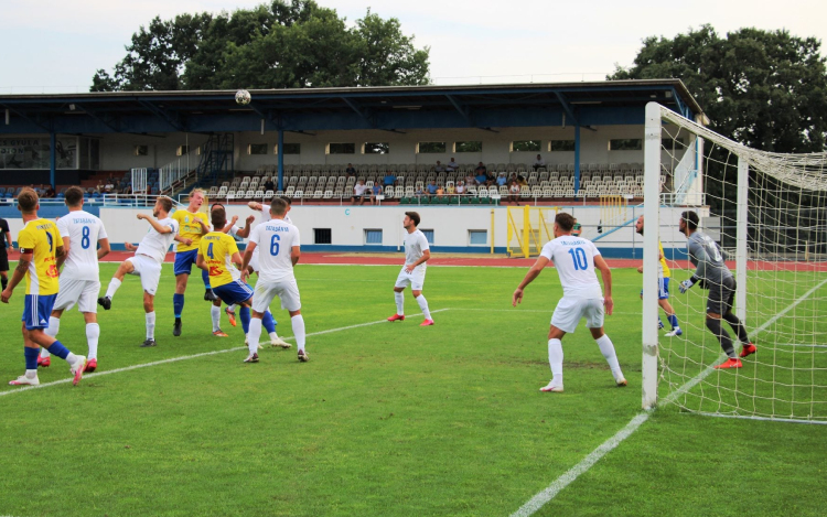 Gól nélküli döntetlennel folytatta a Perutz