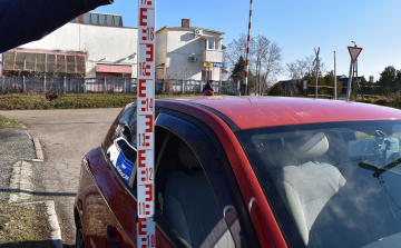 A sorompórúdnak ütközött