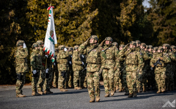 Váltás Koszovóban - Pápa katonák is útnak indulnak