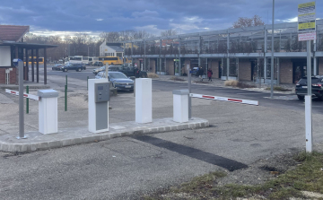 Már működnek a sorompók a Piac téren