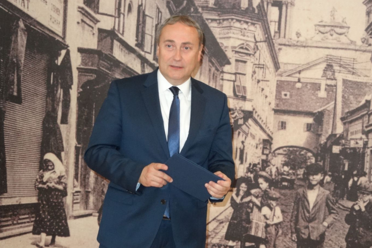 Átvette megbízólevelét dr. Kovács Zoltán