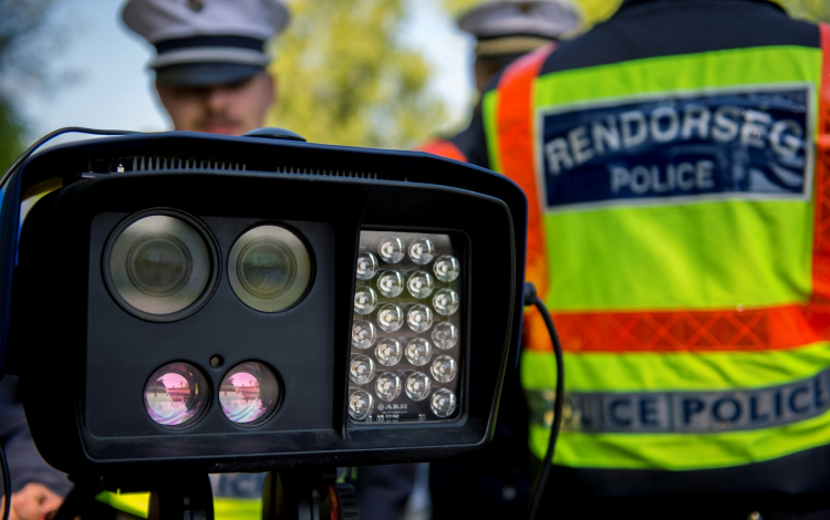 Tegyen javaslatot, hol  mérjenek a rendőrök Veszprém vármegyében