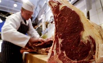 Csalódottak az érdekképviseletek a húsáfa csökkentésének elmaradása miatt