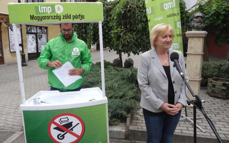 Bérplafon: Pápán is gyűjtötte az aláírásokat az LMP