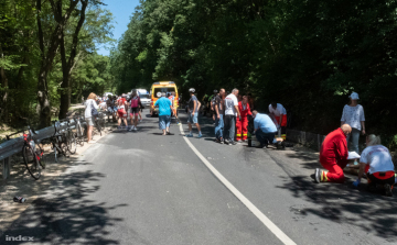 Tömegbaleset történt egy kerékpárversenyen megyénkben