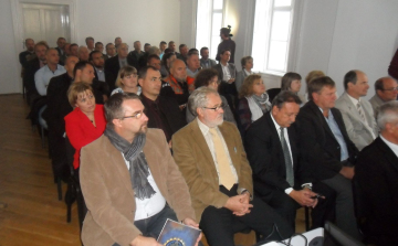 Azt ígérik, egyszerűbb lesz uniós pénzhez jutni