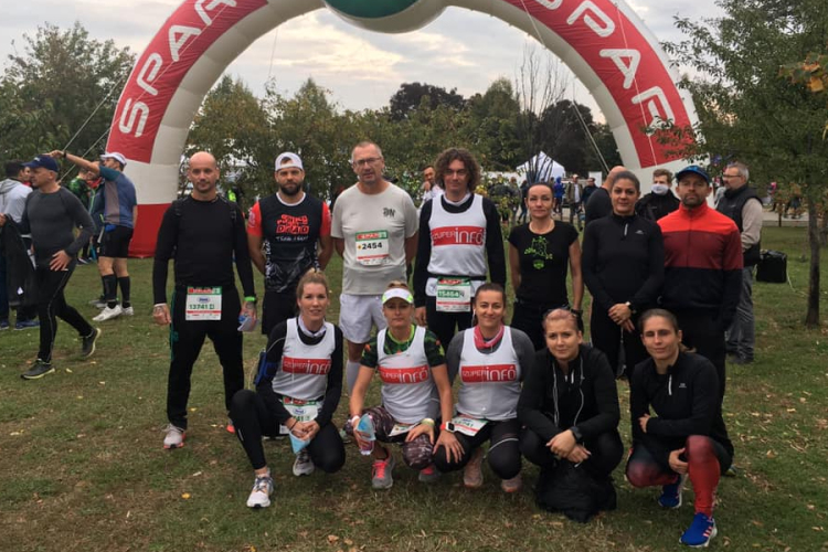 A Szuperinfó támogatásában teljesítették a maratoni távot