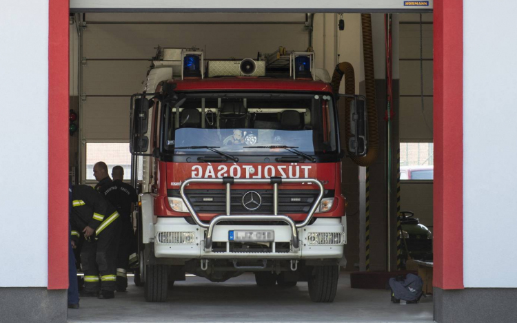 A Rigó lakótelepre riasztották a pápai tűzoltókat