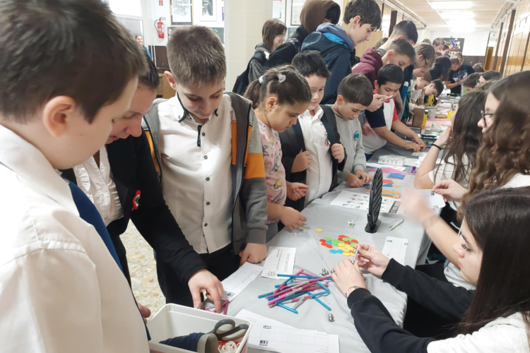 Nemzetközi π-nap a Weöresben!