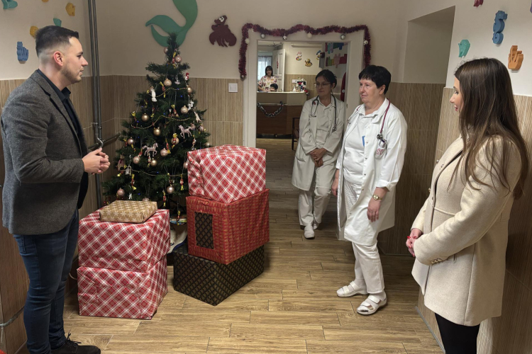 Adomány a gyermekosztálynak