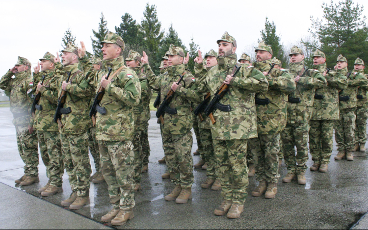 Ne ijedjen meg, ha fegyverropogás hangját hallja május 9. és 13. között