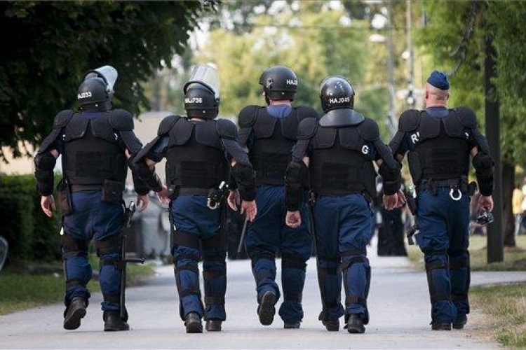 Pápa-Hali: Fokozott rendőri ellenőrzés