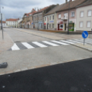 Átadták a pápai Fő teret az autósoknak is