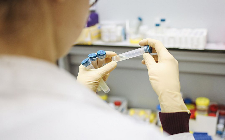 Továbbra sincs igazolt koronavírusos pápai beteg