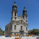 Utolsó simítások a pápai Fő téren