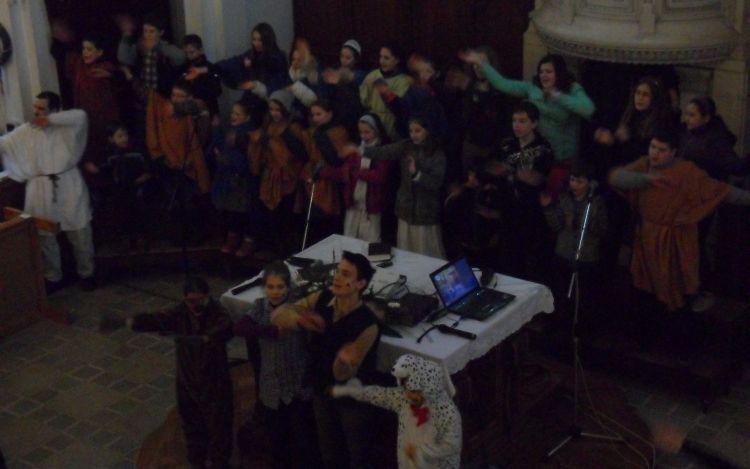 Gyermek musical a református templomban - Videóval