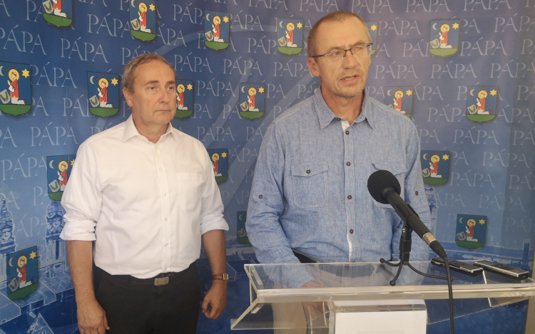 Az önkormányzat jogi segítséget nyújt azoknak, akiket pápai lakcíme miatt ért hátrányos megkülönböztetés