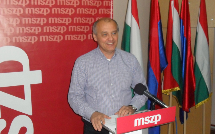 Grőber: Eljött a nagyot mondók ideje