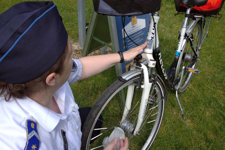 Kerékpár-regisztráció az osztálykiránduláson