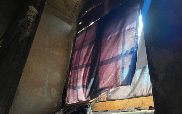 Újra fény áramolhat be a pápai zsinagógába