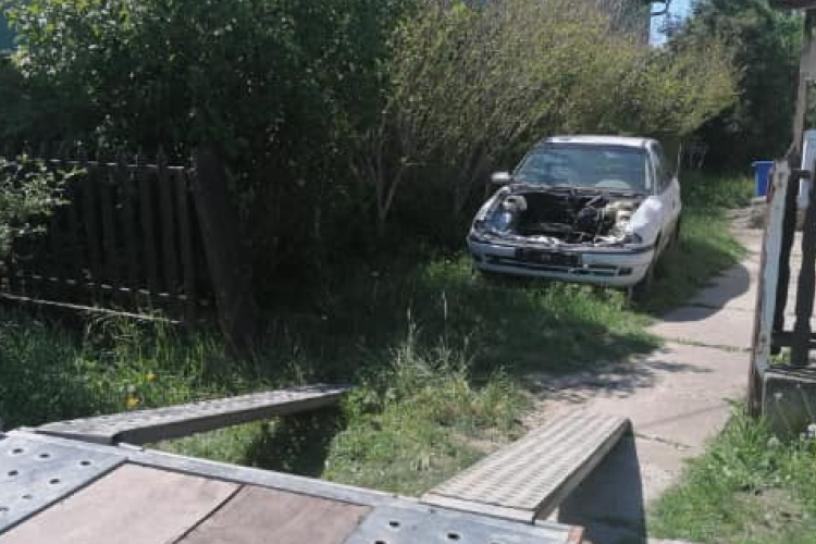 Ezúttal egy roncsautót szállított vissza tulajdonosának Áldozó Tamás