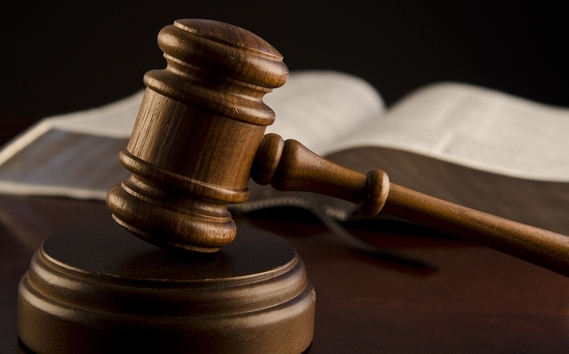 Két éven át loptak a húsgyárból