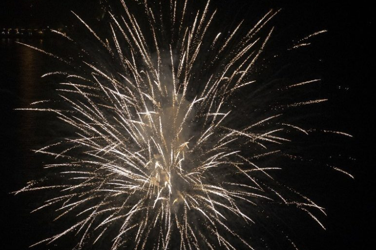 A tűzijáték biztonságos használatára hívja fel a figyelmet a rendőrség