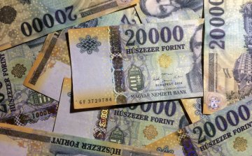 Közel két millió forinttal lépett meg a Pápa környéki faluból származó nő