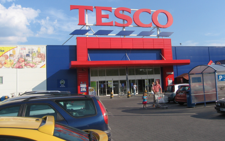 Elhagyja Magyarországot a Tesco?