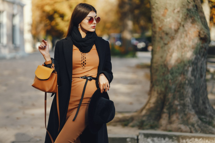 Elegáns kiegészítők – hogyan építik fel a professzionális megjelenés egészét a táskák és karórák?