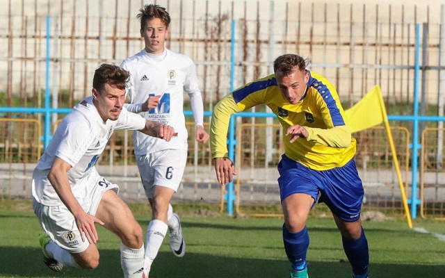 A szerencsésebb csapat nyert