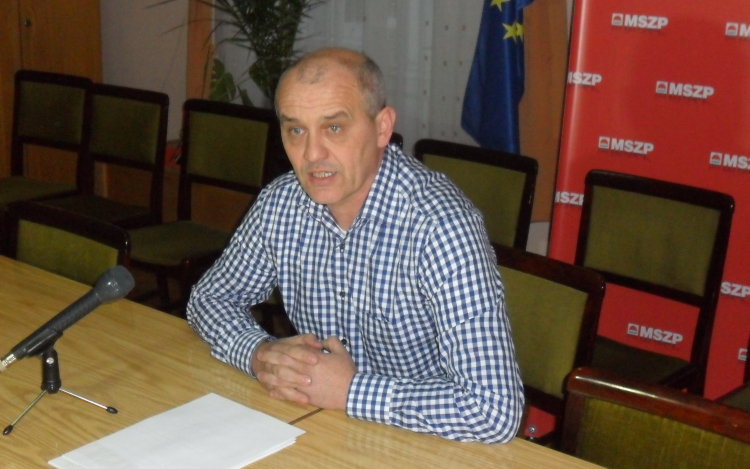 Érettségi felkészítőt indít a pápai MSZP