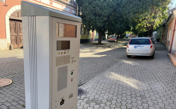 Teljesen átalakult a belváros közlekedési és parkolási rendje! - Kérdezz-felelek