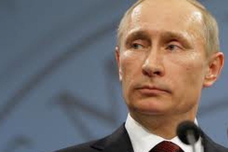 Putyin: Amerika uralma alá akarja vonni Oroszországot