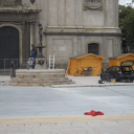 Lázas készülődés a pápai Fő téren!