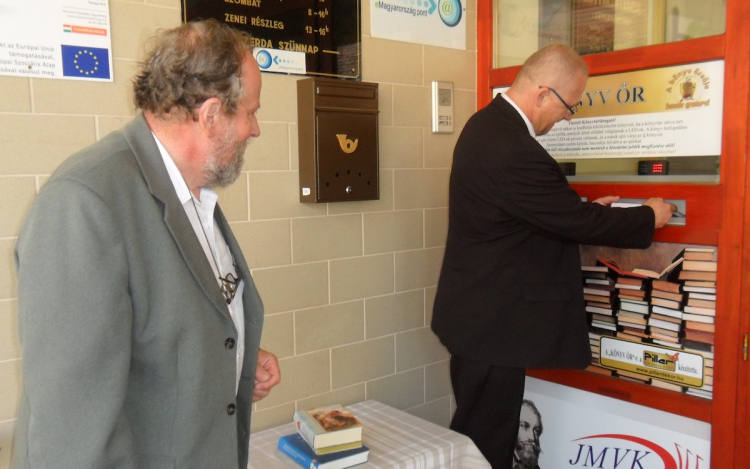 Mától non-stop visszavihetők a könyvek a városi könyvtárba