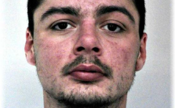 A képen látható pápai férfit keresi a rendőrség - A lakosság segítségét kérik