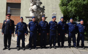 Veszeli Tamás lett az év tűzoltója Pápán