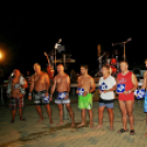 Fürdőztek az éjszakában