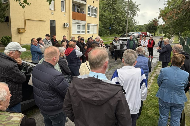 Lakossági fórumot tartott Grőber Attila a Vajdán