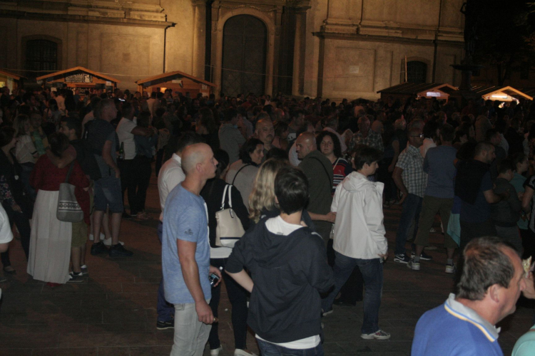 Pápai Játékfesztivál - Neoton Família