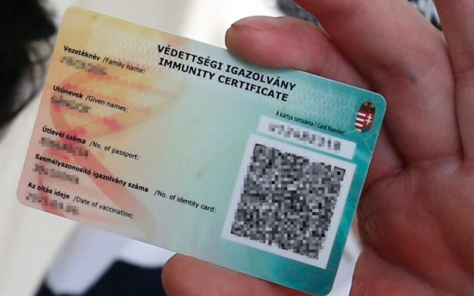 Gulyás: Május 1-ig érvényes 2 oltással is az igazolvány!