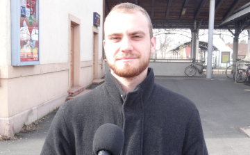 Saját korábbi kérdésére vár választ dr. Kovács Zoltántól a Jobbik jelöltje