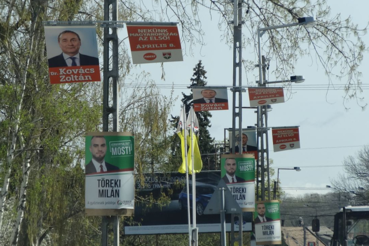 Május 8-ig kell eltüntetniük a pártoknak a plakátokat