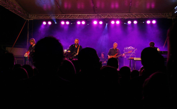 Így szólt a Nélküled Pápán